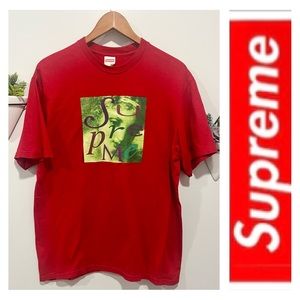 SUPREME Men’s “Venus” T-Shirt